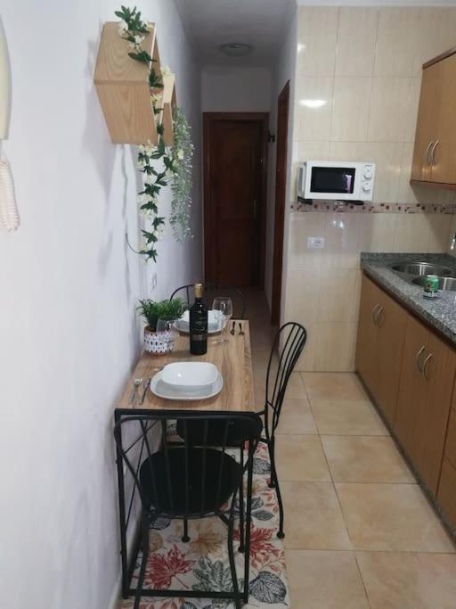 Acogedor Atico Con Terraza En San Cristobal De La Laguna Eksteriør bilde